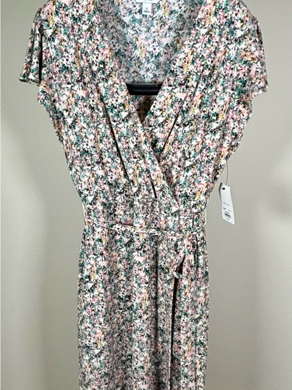 NWT Nine West Flutter Sleeve Belted Faux Wrap Dress Pink & Green Floral Womens S